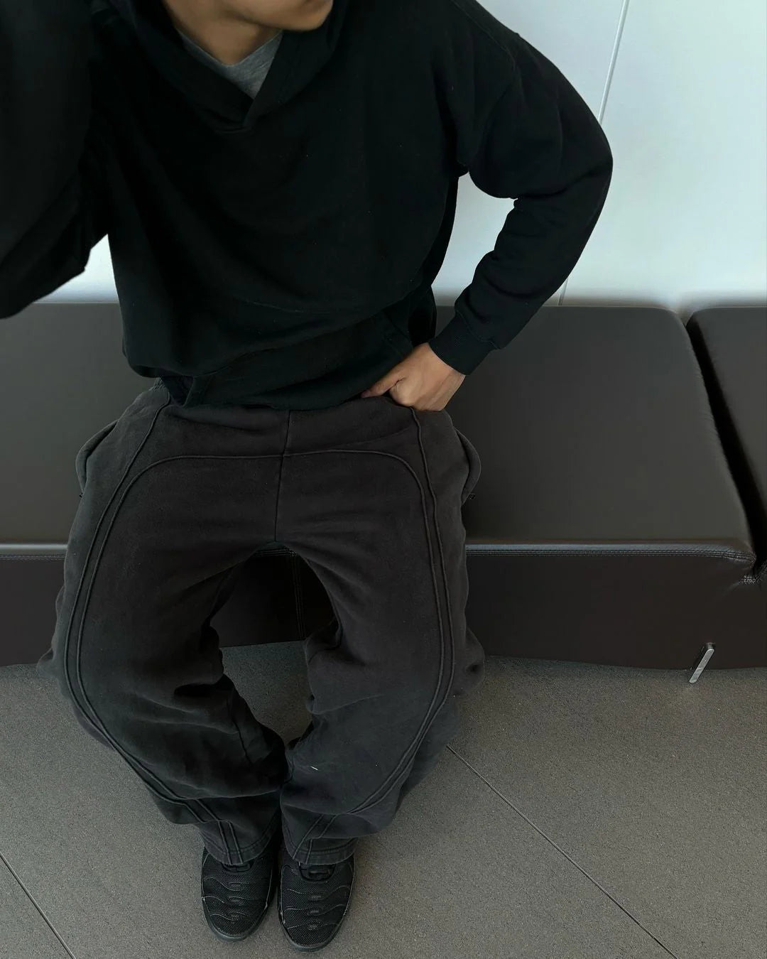 Jogging Oversize Raw Lines