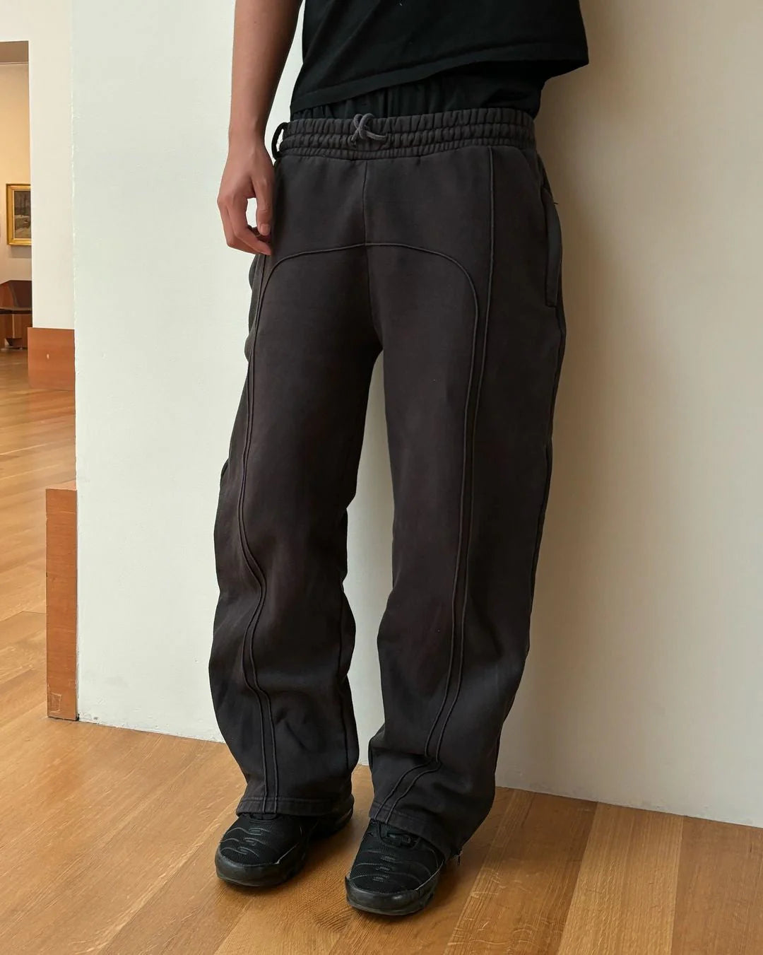 Jogging Oversize Raw Lines
