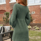 Robe pull col V mi-saison élégante